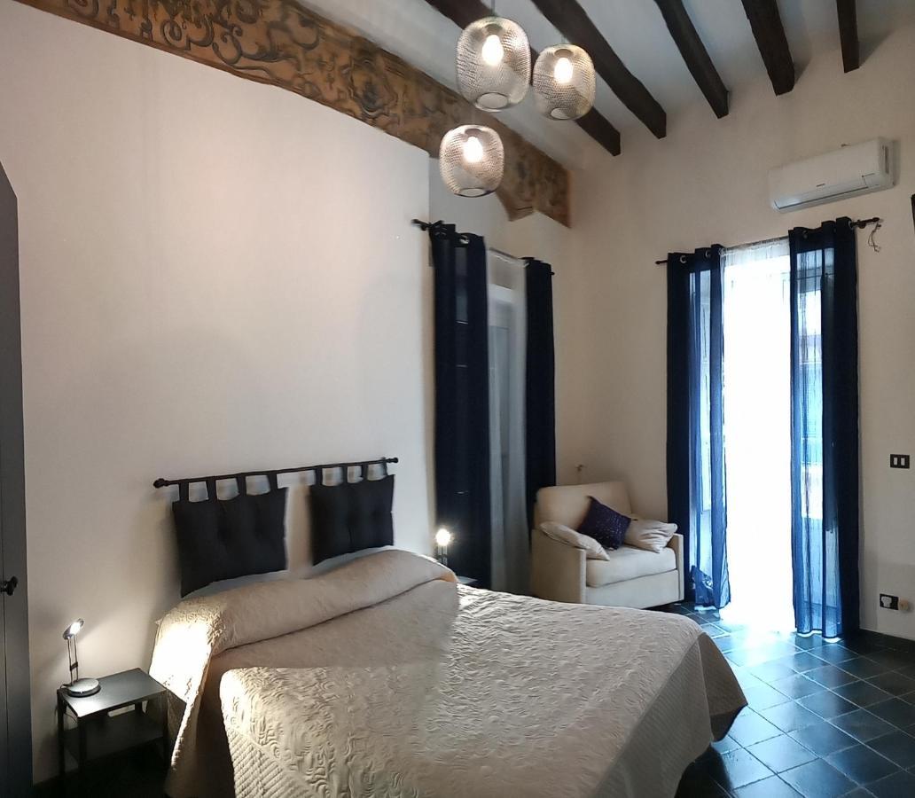 Appartement Locazione Breve In Pieno Centro "Blue House" à Palerme Extérieur photo