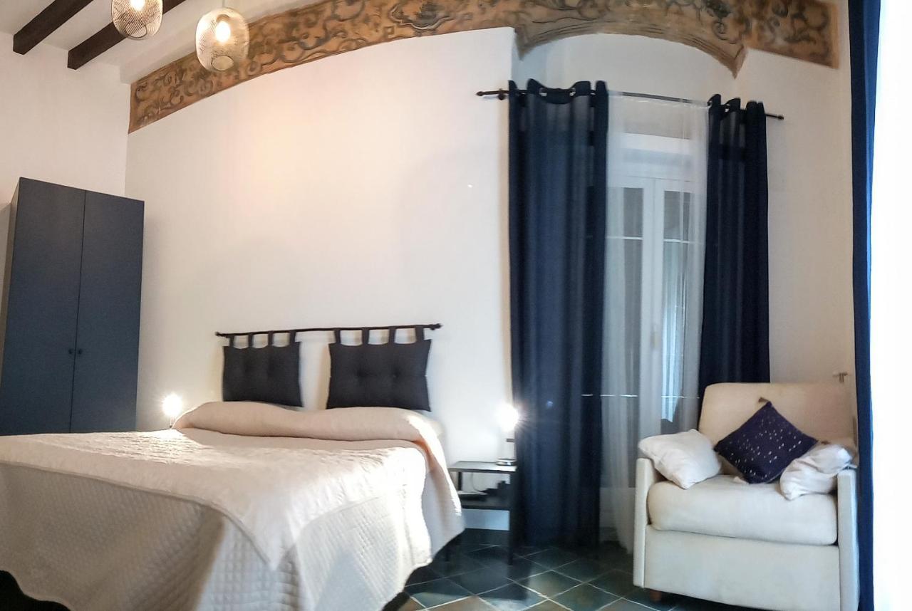 Appartement Locazione Breve In Pieno Centro "Blue House" à Palerme Extérieur photo